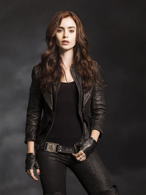 clary fray shadowhunters|who plays clary in shadowhunters.